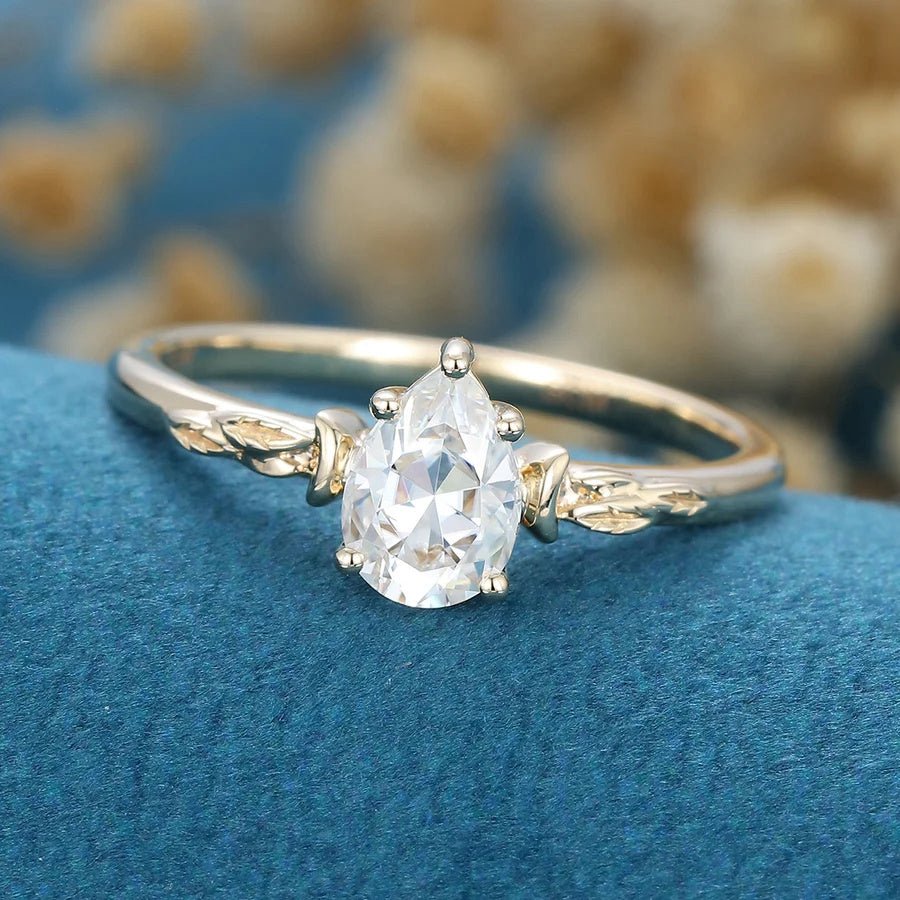Pear cut moissanite Solitaire Engagement Ring MRG025